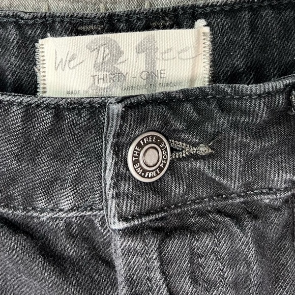 EUC Free People We The Free Beginners Luck Shorts in Washed Black - Picture 3 of 6